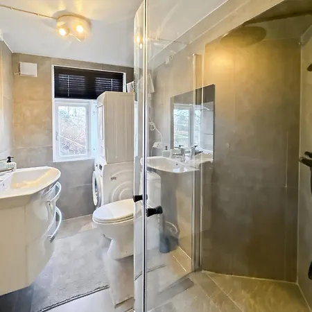 Central Bnb Apartment Nr6 Stavanger 4 Bedrooms Stavanger