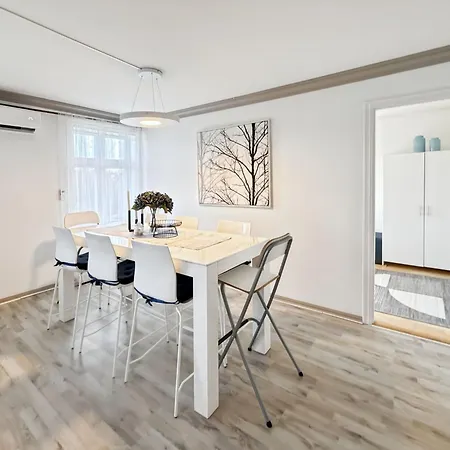Central Bnb Apartment Nr6 Stavanger 4 Bedrooms Appartement *