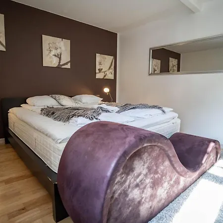 Nicolas Nr6 4 * Stavanger