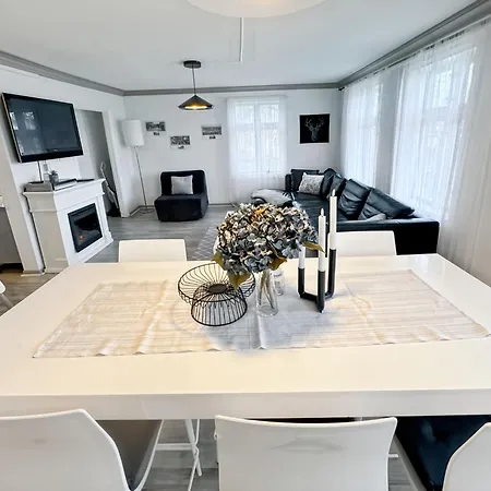 Apartment Nicolas Nr6 4 *